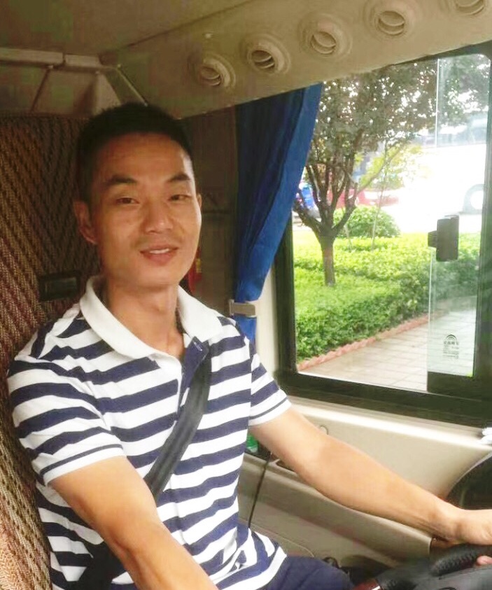 萍鄉(xiāng)長(zhǎng)運(yùn)開(kāi)展向“見(jiàn)義勇為、舍己救人”好司機(jī)寧敏同志學(xué)習(xí)活動(dòng)