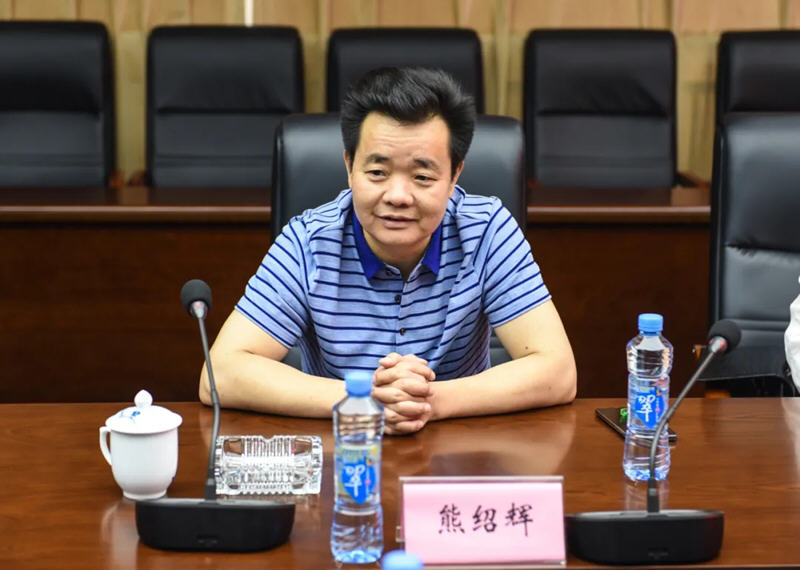 江西長運與南昌市工傷和職工失業(yè)保險服務中心召開“彰顯省會擔當，我們怎么干”企業(yè)研討專題會