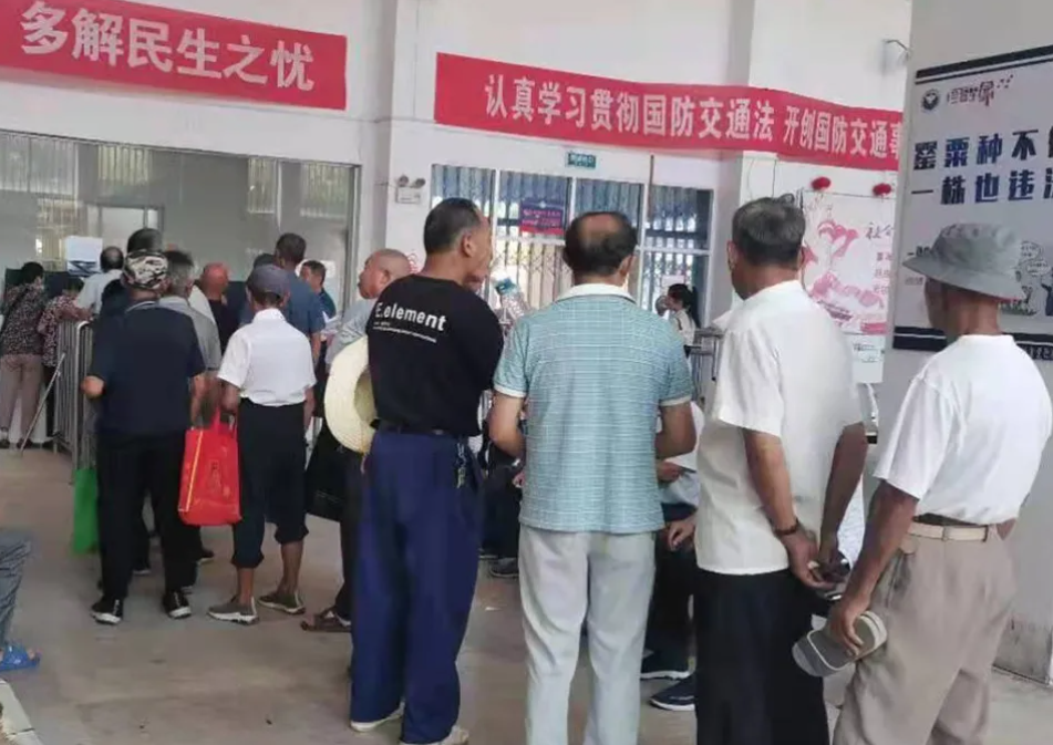 景德鎮(zhèn)長運(yùn)：浮梁長運(yùn)老年公交卡年審、換證工作全面展開