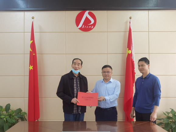 新余長運(yùn) 慰問退休職工 送上組織溫暖