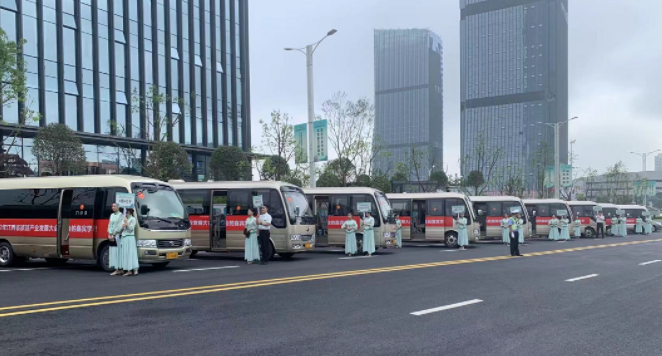 吉安長運 主動出擊 拓展包車業(yè)務