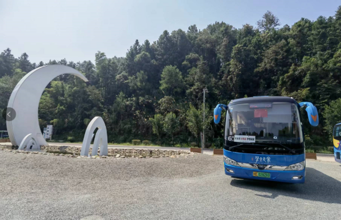 看過來，婺源公交旅游專線延伸至月亮灣景區(qū)啦！