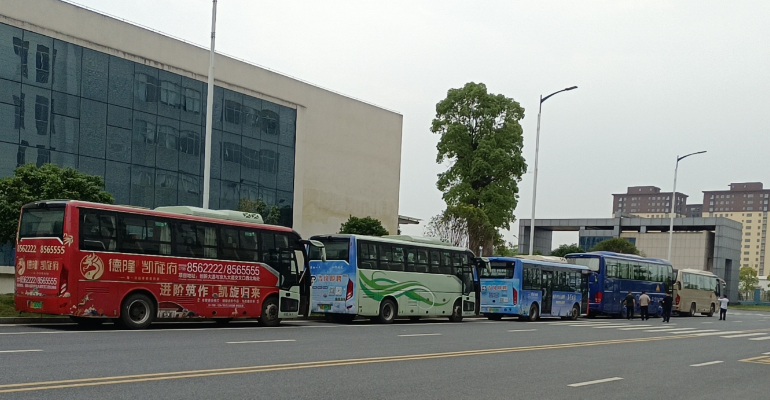 吉安長(zhǎng)運(yùn)：吉安縣分公司圓滿完成全總文工團(tuán)慰問演出活動(dòng)用車任務(wù)