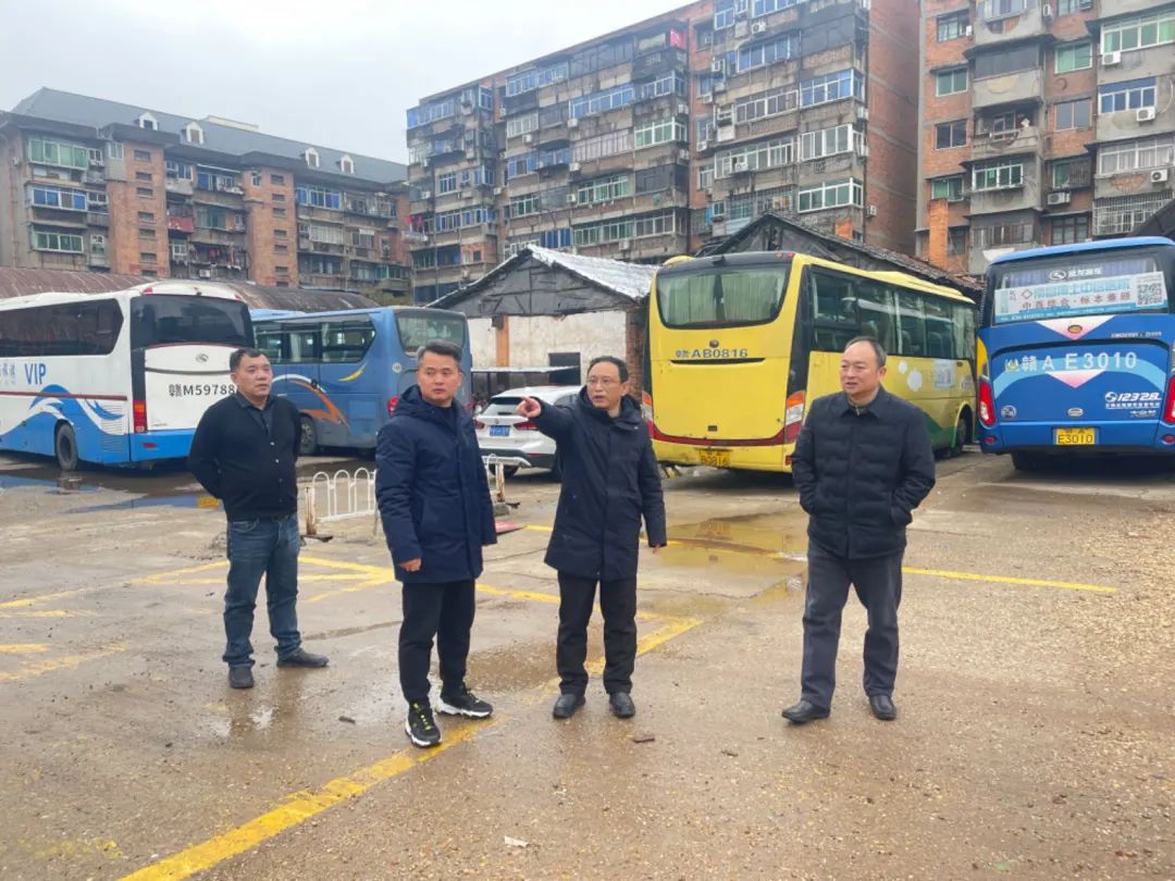 劉志堅一行督導(dǎo)長運物業(yè)、南昌長途汽車西站環(huán)境品質(zhì)大提升工作