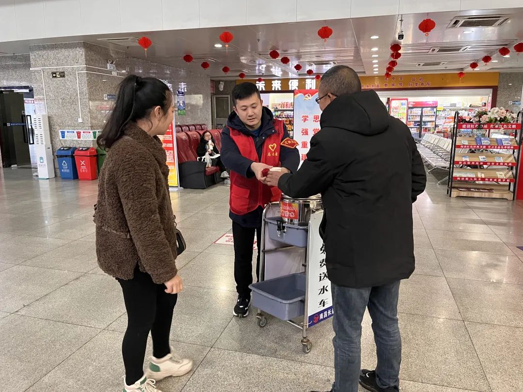 都市城際公交、大通物流：情滿三月學(xué)雷鋒