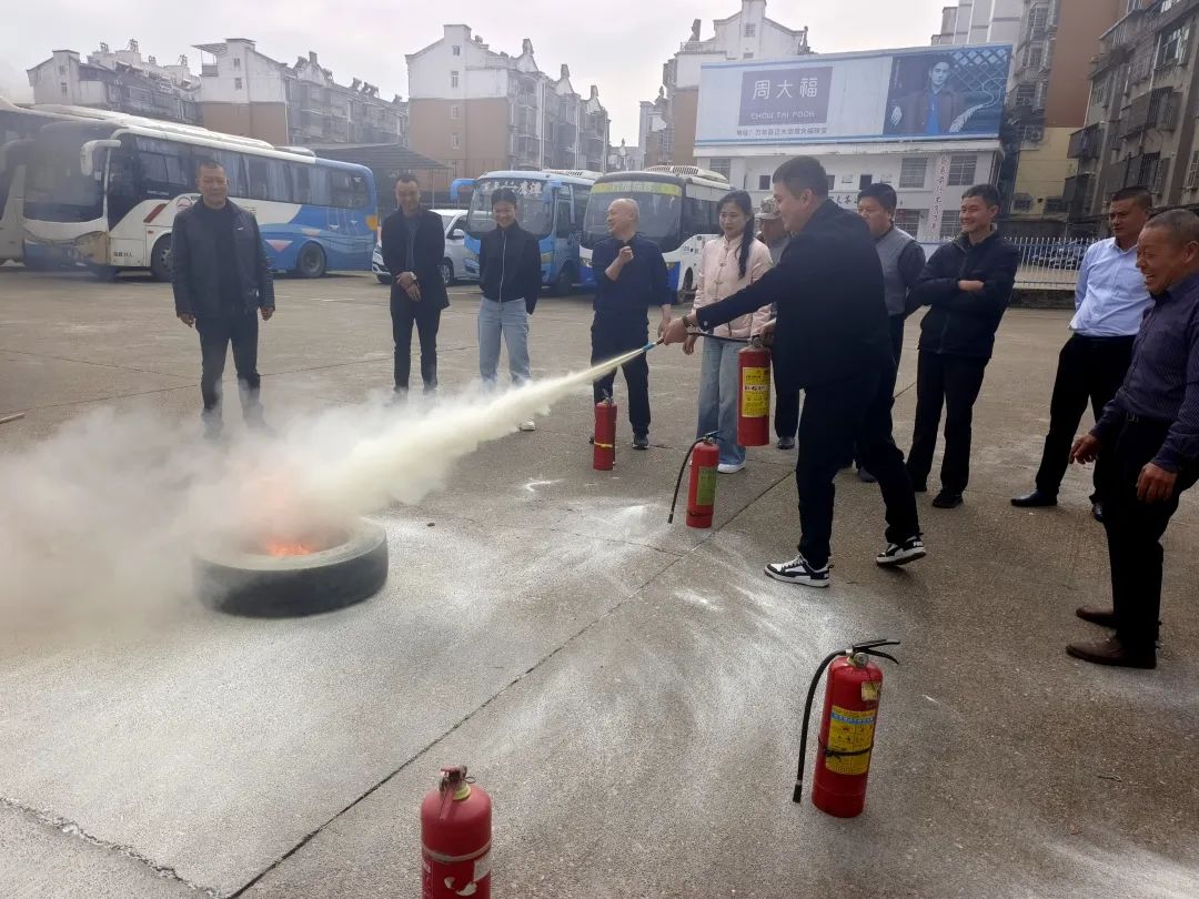 上饒汽運(yùn)：萬年公司開展消防培訓(xùn)