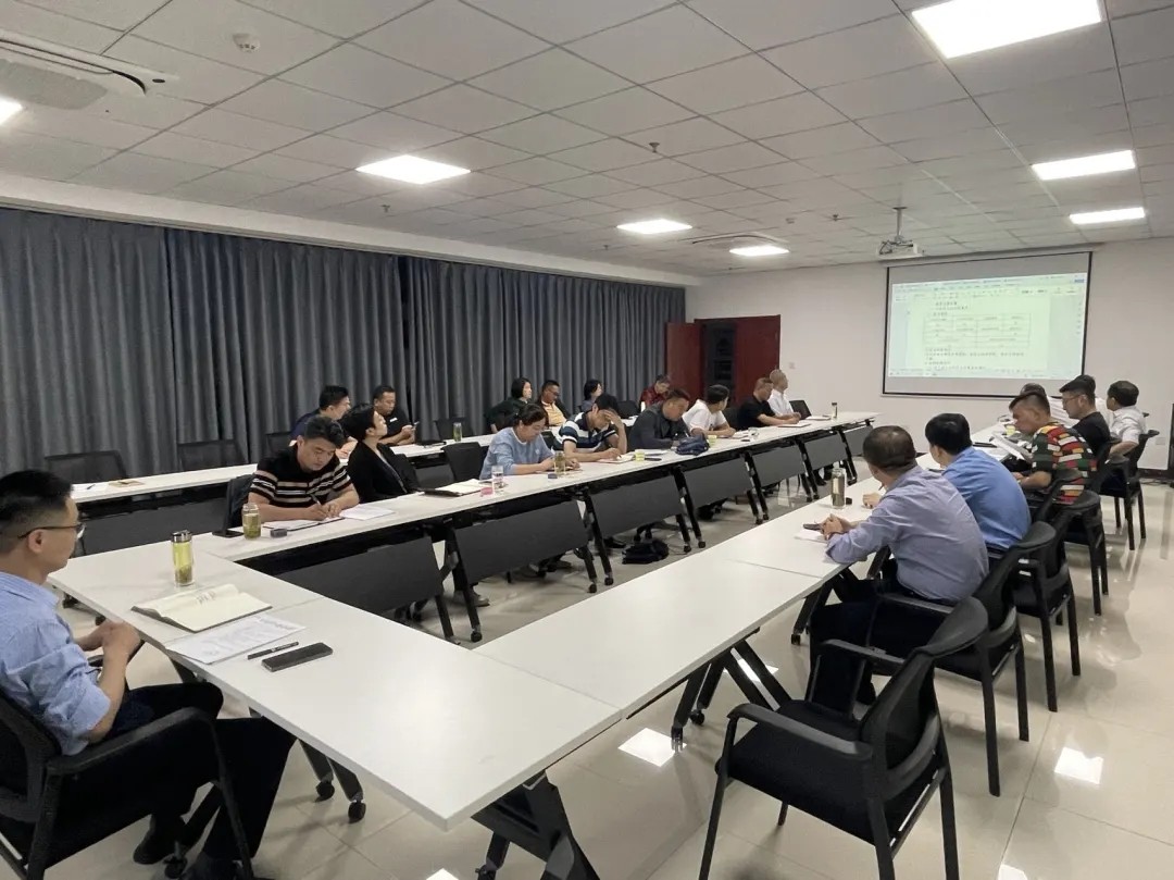 馬鞍山長(zhǎng)客:召開(kāi)5月份安全、消防、機(jī)務(wù)工作例會(huì)