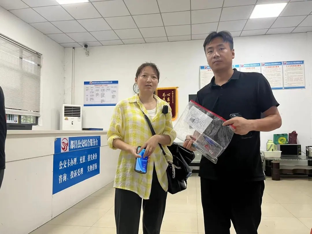 九江長運(yùn)：遺失中考準(zhǔn)考證 警民聯(lián)動(dòng)及時(shí)歸還