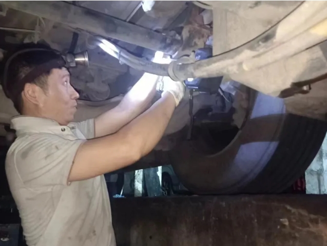 景德鎮(zhèn)長運:高效應對挑戰(zhàn) 全力保障站點巴士安全運營