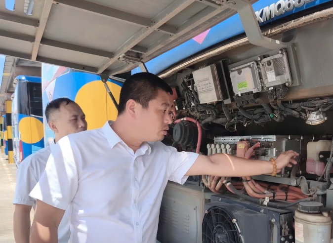 鷹潭長(zhǎng)運(yùn):開展車輛安全隱患排查及線路勘察工作