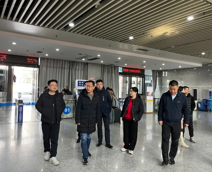 穆孫祥督導(dǎo)南昌長途汽車西站元旦安全生產(chǎn)工作