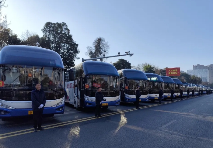 吉安長運(yùn):圓滿完成市人大、政協(xié)兩會用車保障任務(wù)