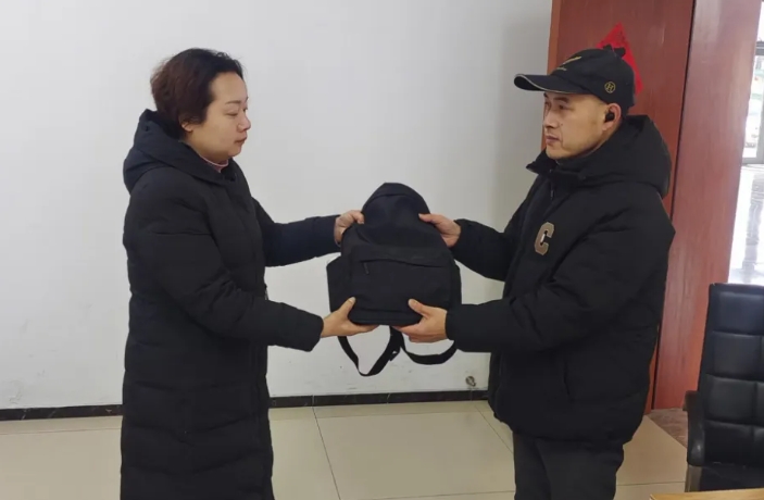 暖新聞 || ?馬鞍山長客:旅客為含山中心客運(yùn)站點贊