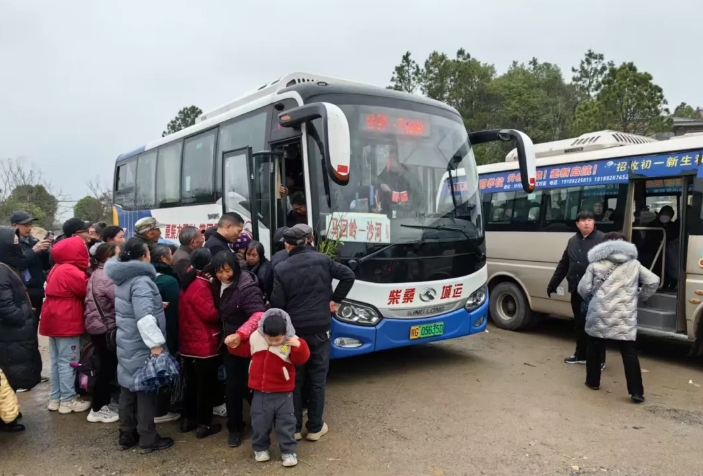 九江長運:護航“百年廟會” 提供優(yōu)質(zhì)交通服務