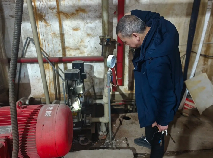 長(zhǎng)運(yùn)物業(yè)：開展用水設(shè)備檢查