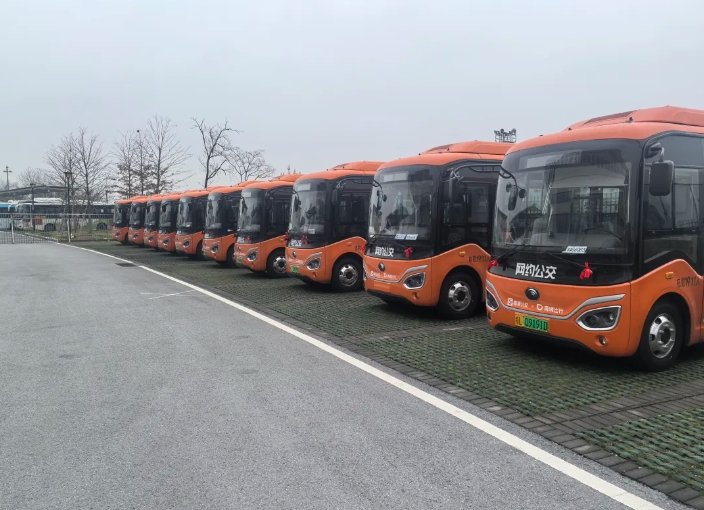 鷹潭公交:網(wǎng)約公交服務升級 綠色出行再添新動力